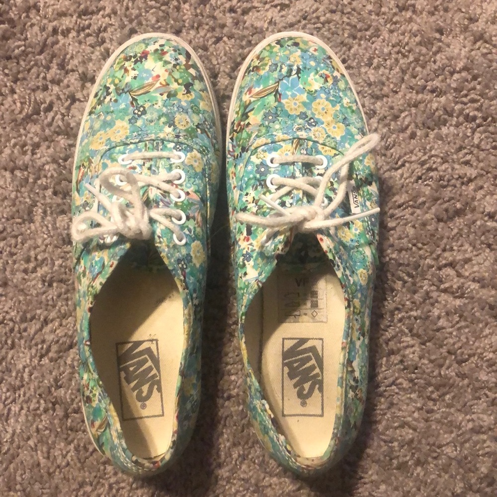 Floral vans